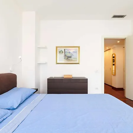Apartment Npa20 Luxury Large In Navigli District Milan
